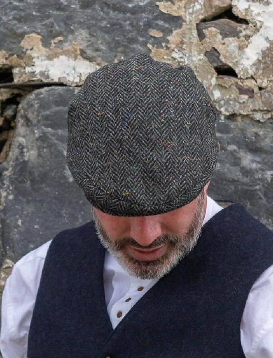 Aran Cashmere Donegal Tweed Flat Cap - Charcoal