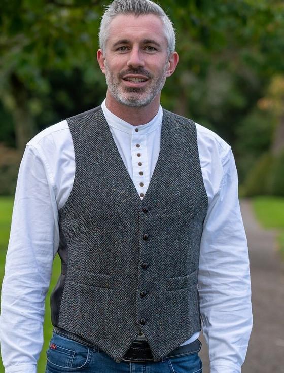 aran cashmere Donegal Tweed Waistcoat - Charcoal