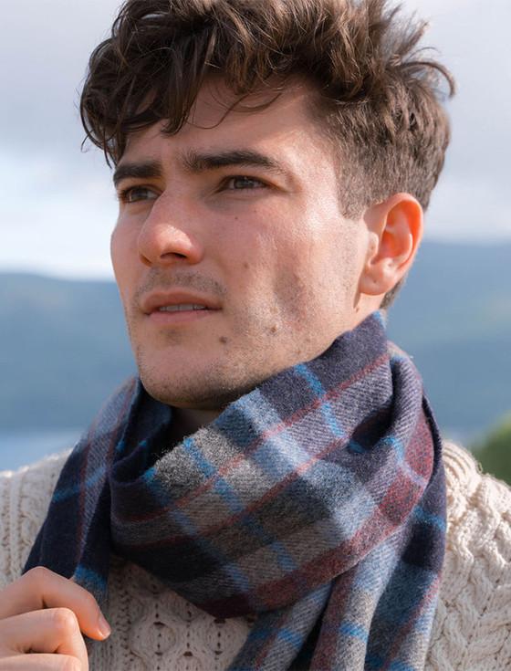 Aran Cashmere Fine Merino Plaid Scarf - Navy Sky Red