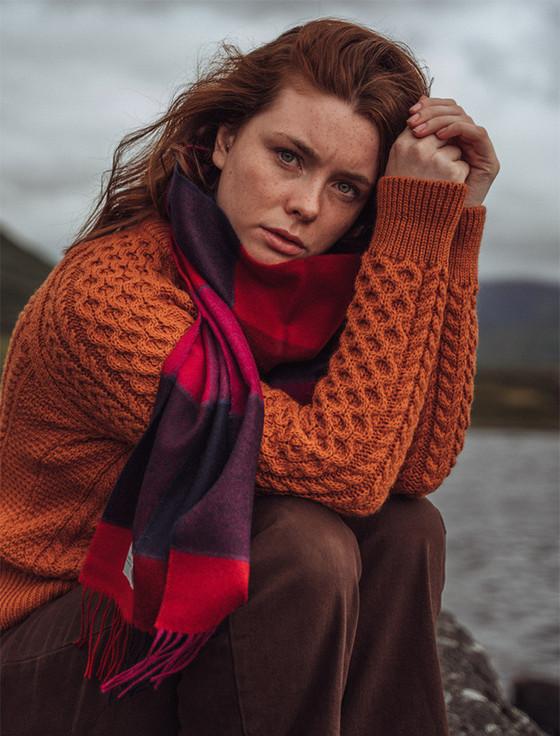 aran cashmere Fine Merino Plaid Scarf - Red Fushia