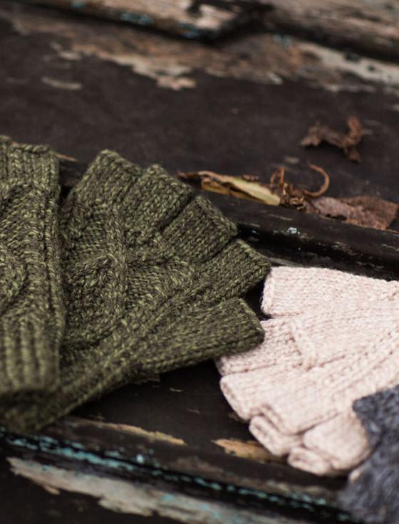 aran cashmere Fingerless Gloves