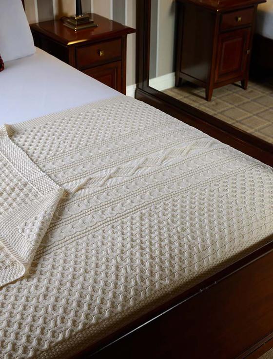 aran cashmere Flynn Clan Aran Throw