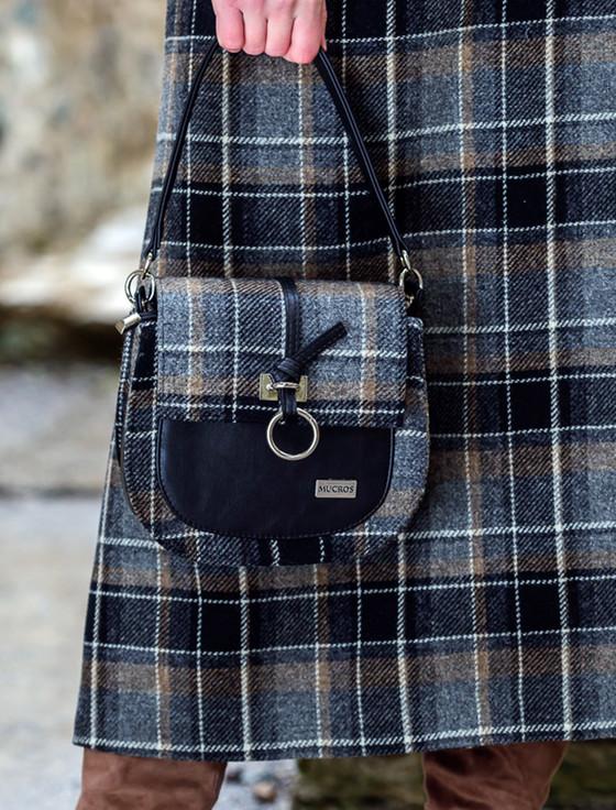 aran cashmere Grace Tweed Bag - Grey & Black