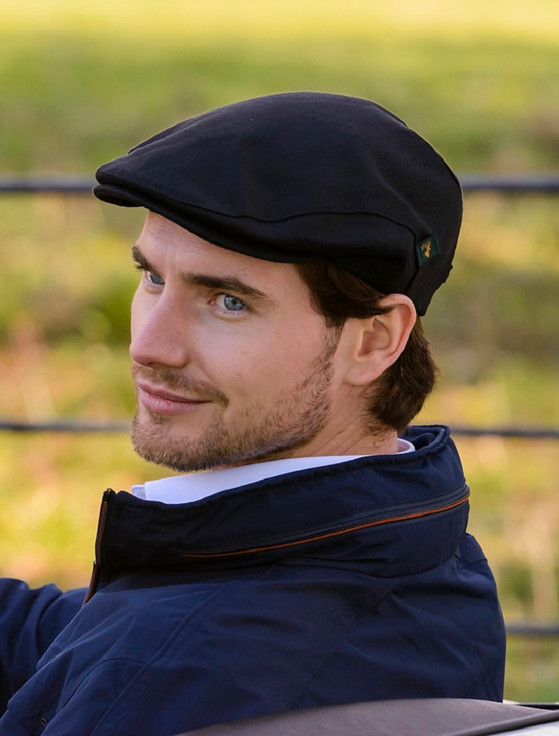 aran cashmere Irish Linen Flat Cap - Black