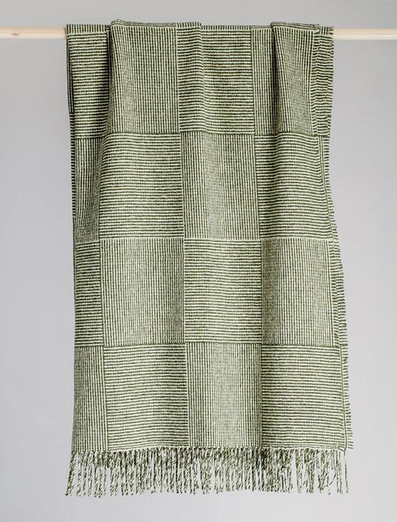 aran cashmere Irish Wool Basket Weave Throw - Green