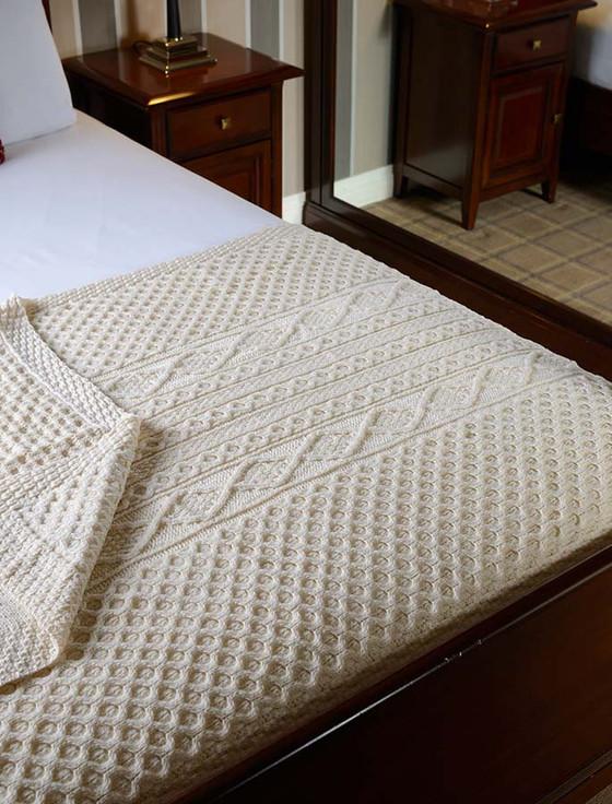 aran cashmere Kelly Clan Aran Throw