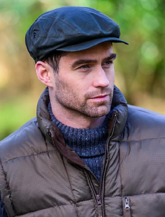 aran cashmere Kerry Wax Flat Cap - Black