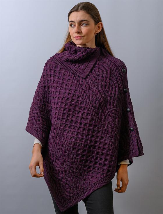 aran cashmere L‎‎adies Merino‎ Button Poncho‎