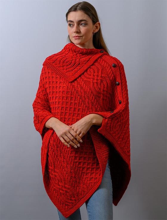 aran cashmere L‎adies Merino‎ Button Poncho‎