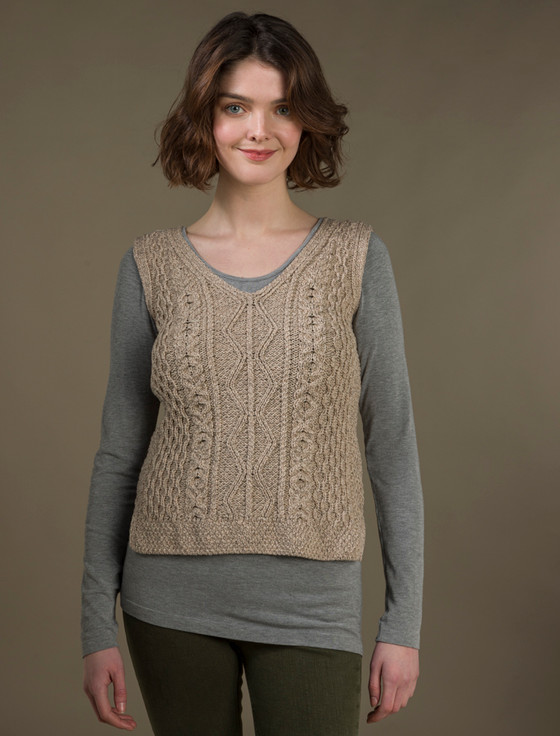 aran cashmere ‎L‎adies V-Neck Ara‎n Wool Slipover