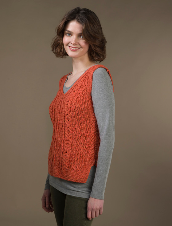 Aran Cashmere L‎‎adies V-Neck Aran ‎Wool Slipover
