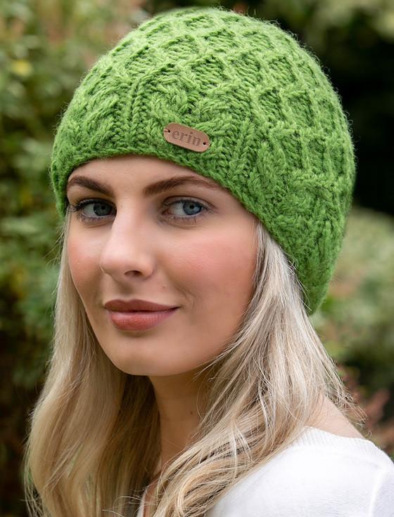 Aran Cashmere Ladies Aran Diamond Pull-on Hat