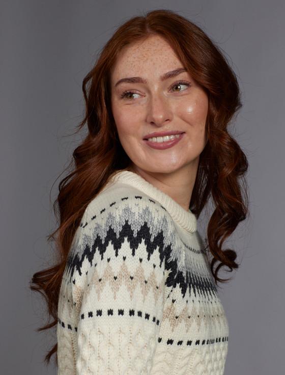 Aran Cashmere Ladies Aran Raglan Sweater