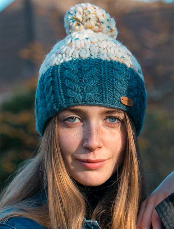 Aran Cashmere Ladies Aran Uneven Wool Bobble Hat