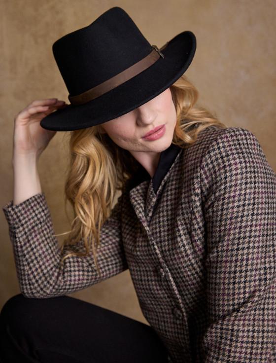 aran cashmere Ladies Boston Wool Felt Hat - Black