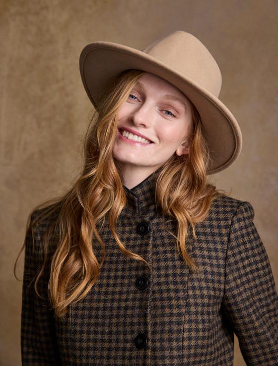 Aran Cashmere Ladies Boston Wool Felt Hat - Tan