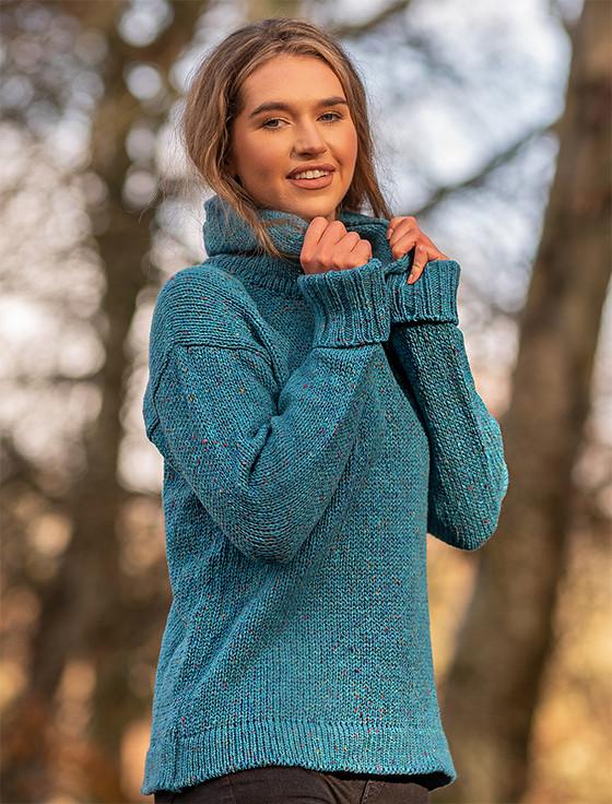 Aran Cashmere Ladies Crop Hooded Sweater