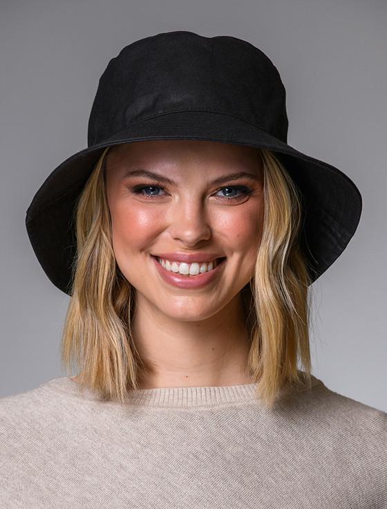 Aran Cashmere Ladies Erin Wax Bucket Hat - Black