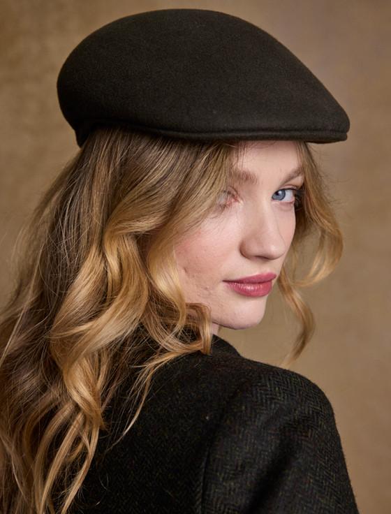 aran cashmere Ladies Galway Felt Flat Cap - Olive