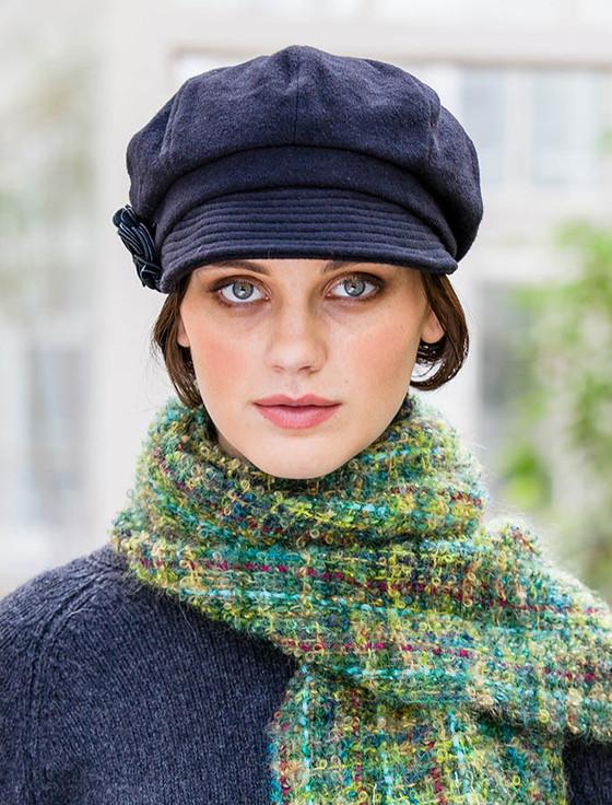 Aran Cashmere Ladies Newsboy Hat - Black