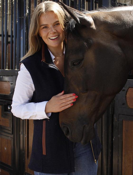 Aran Cashmere Ladies Tweed Body Warmer - Navy