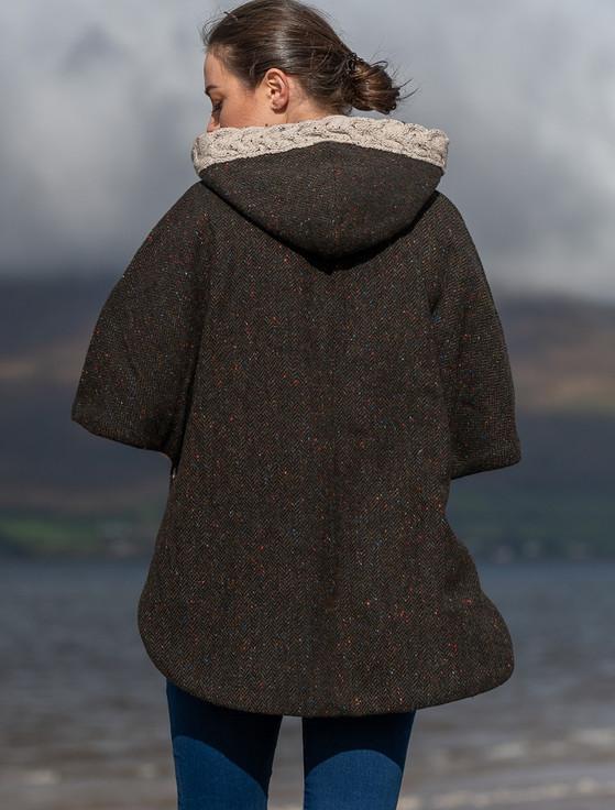 Aran Cashmere Ladies Tweed Cape With Aran Collar