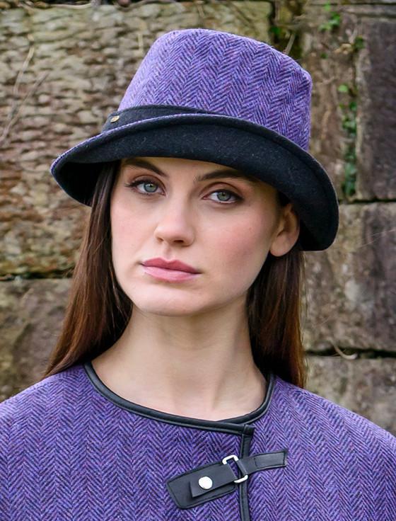 Aran Cashmere Ladies Tweed Clodagh Cap - Dark Purple
