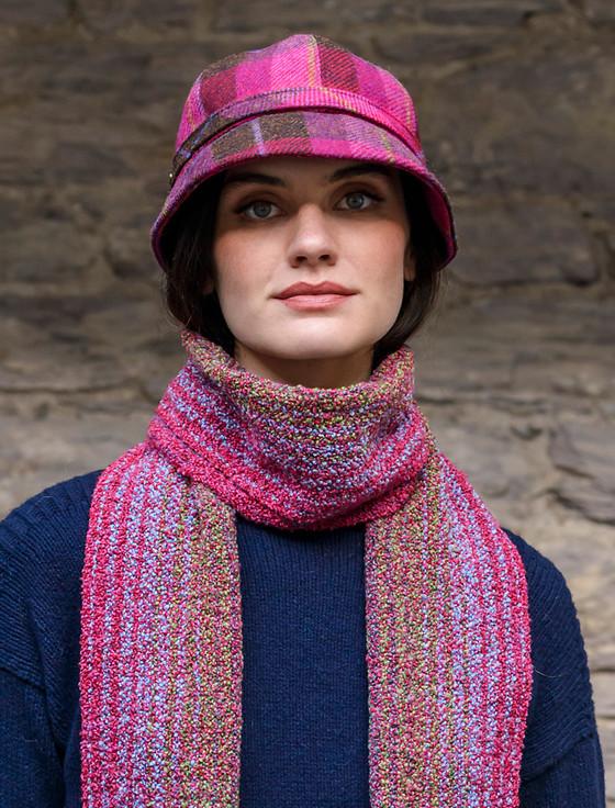 Aran Cashmere Ladies Tweed Flapper Cap - Pink Plaid