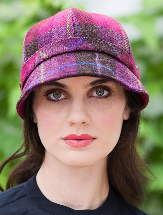 aran cashmere Ladies Tweed Flapper Cap - Pink Plaid