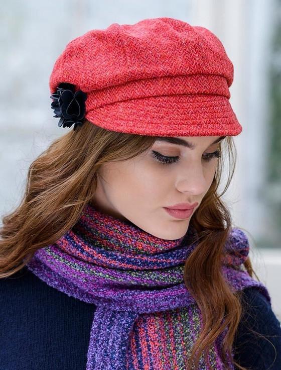 Aran Cashmere Ladies Tweed Newsboy Hat - Red