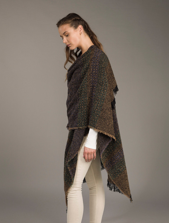 Aran Cashmere Lambswool Celtic Ruana Wrap‎‎‎‎‎‎‎‎‎‎‎‎‎‎‎‎‎‎‎‎‎‎‎‎‎‎‎‎‎‎‎
