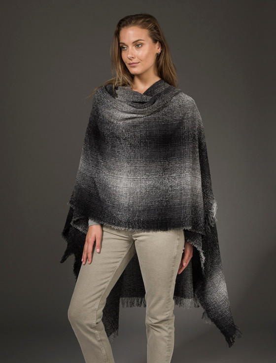 aran cashmere Lambswool Celtic Ruana Wrap‎‎‎‎‎‎‎‎‎‎‎‎‎‎‎‎‎‎‎‎‎‎