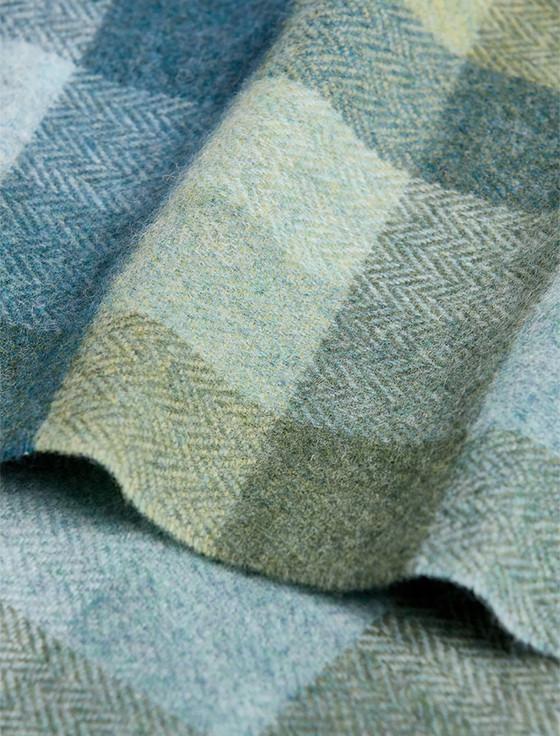 Aran Cashmere Lambswool Scarf - Green & Blue Check