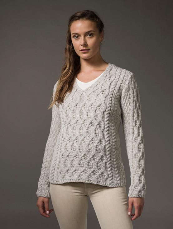 aran cashmere Lattice Cable V Neck Sweater
