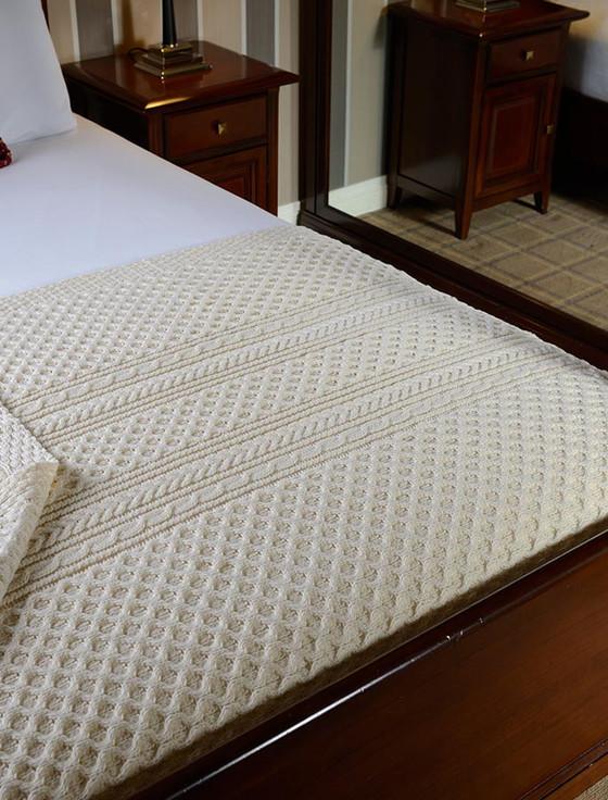 aran cashmere Magee Clan Aran Throw