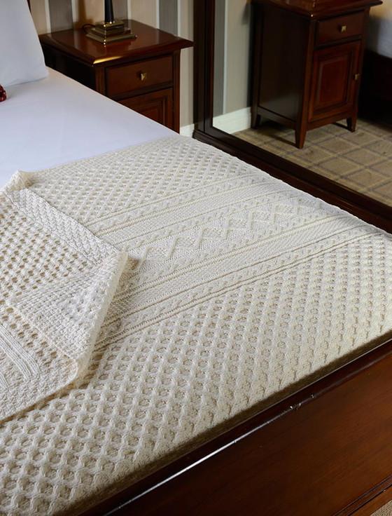 aran cashmere Mc Donald Clan Aran Throw