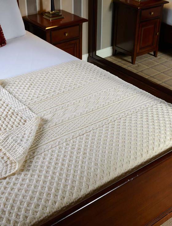 aran cashmere Mc Donnell Clan Aran Throw