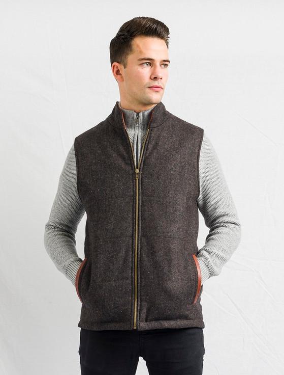 Aran Cashmere Men's Tweed Body Warmer - Brown
