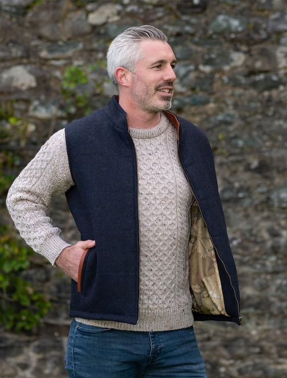 Aran Cashmere Men's Tweed Body Warmer - Navy