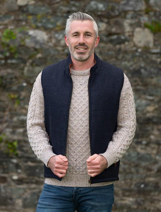 Aran Cashmere Men's Tweed Body Warmer - Navy