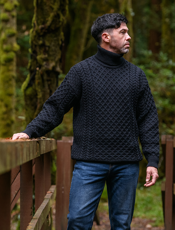 Aran Cashmere Mens Wool Turtleneck Sweater