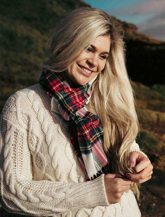 Aran Cashmere Merino Scarf - Dress Stewart Tartan