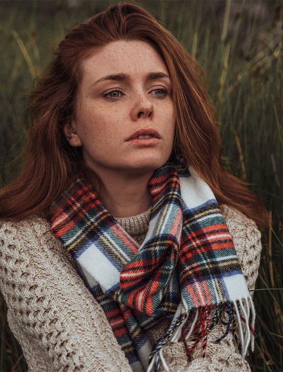 Aran Cashmere Merino Scarf - Dress Stewart Tartan