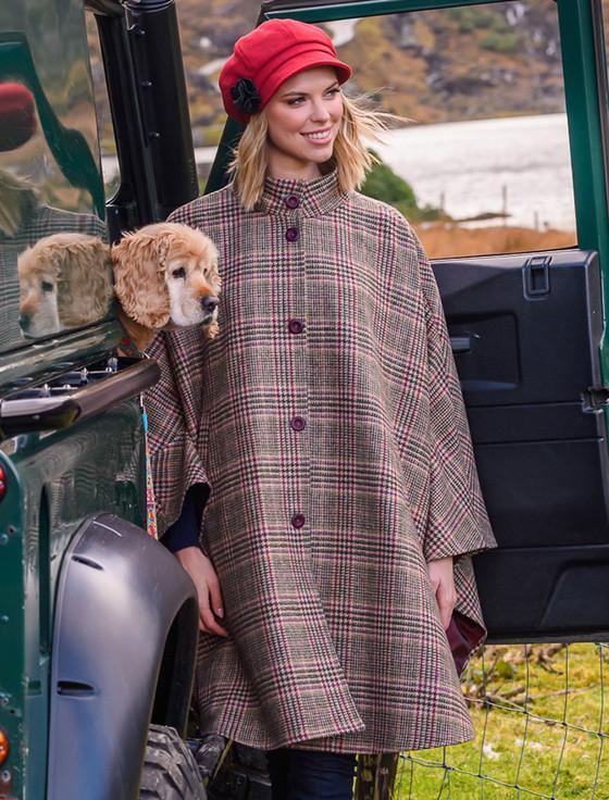 aran cashmere Mucros Dunloe Cape - Cream Red & Beige