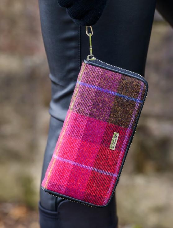 aran cashmere Mucros Tweed Purse - Pink Plaid
