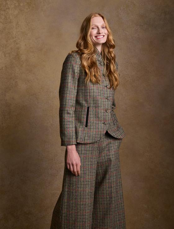 Aran Cashmere Nicole Tweed Blazer ��?? Hacking Check