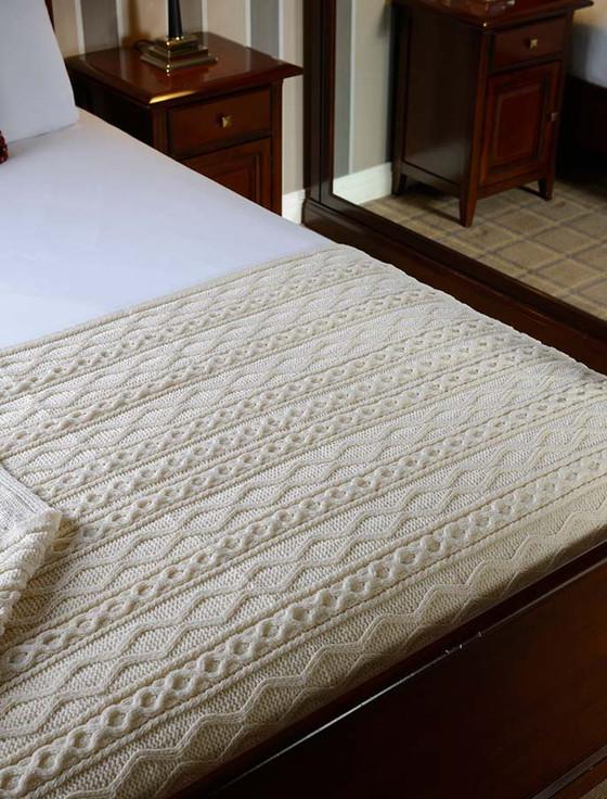 aran cashmere O'Brien Clan Aran Throw