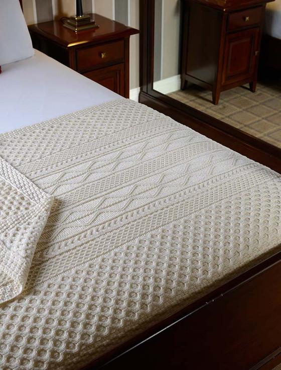 aran cashmere O'Keeffe Clan Aran Throw