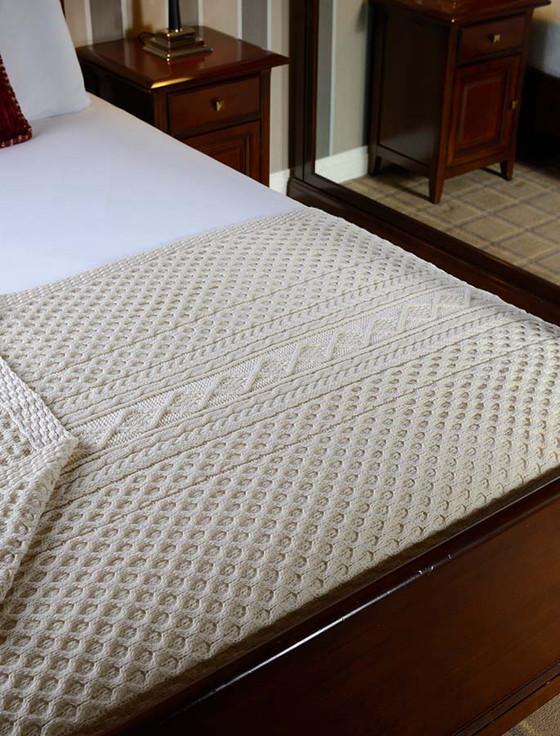 aran cashmere O'Mahony Clan Aran Throw