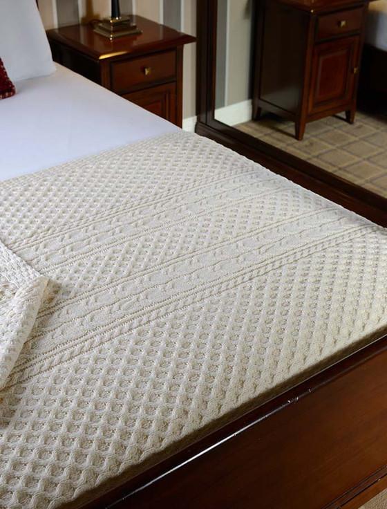 aran cashmere O'Malley Clan Aran Throw